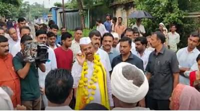 Abdul Sattar | ये मीठा है, वो कडू है, अब्दुल सत्तार यांची मेळघाटात मिश्किल टिप्पणी, विरोधकांवर तुफ्फान बरसात