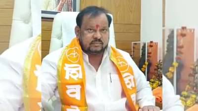 बापू, 50 खोक्यातून आधी बायकोला साडी घेऊन द्या, महाराष्ट्र मनोरंजन दौरा बंद करा, शहाजी पाटलांना झोंबणारे शब्द कुणाचे?