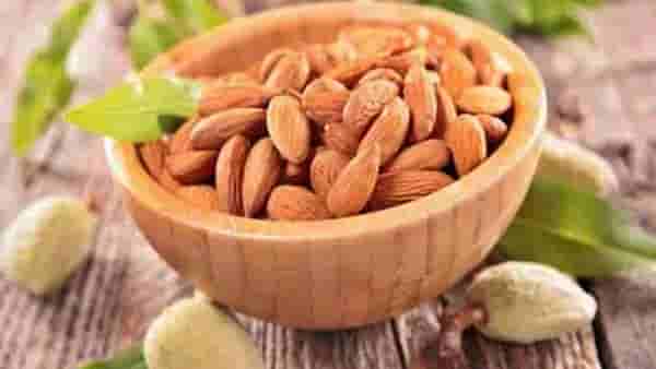 Health tips : शरीरात होत असतील हे 4 त्रास तर चुकूनही खाऊ नका बदाम! तब्येत सुधारण्यऐवजी बिघडण्याचाच धोका अधिक!