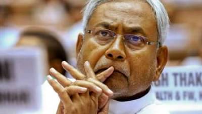 नितीश कुमार पाहताहेत पंतप्रधान पदाचं स्वप्न; तर हा नेता म्हणतो त्यांचं डिपॉजिटच होणार जप्त