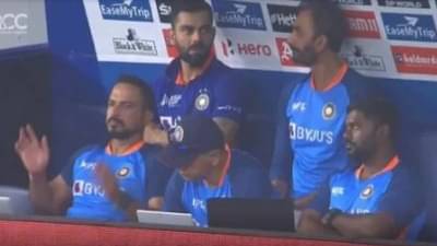 IND vs PAK: पाकिस्तान विरुद्ध फिल्डिंगच्या वेळी कोहली बाहेर का बसला होता? हे आहे कारण