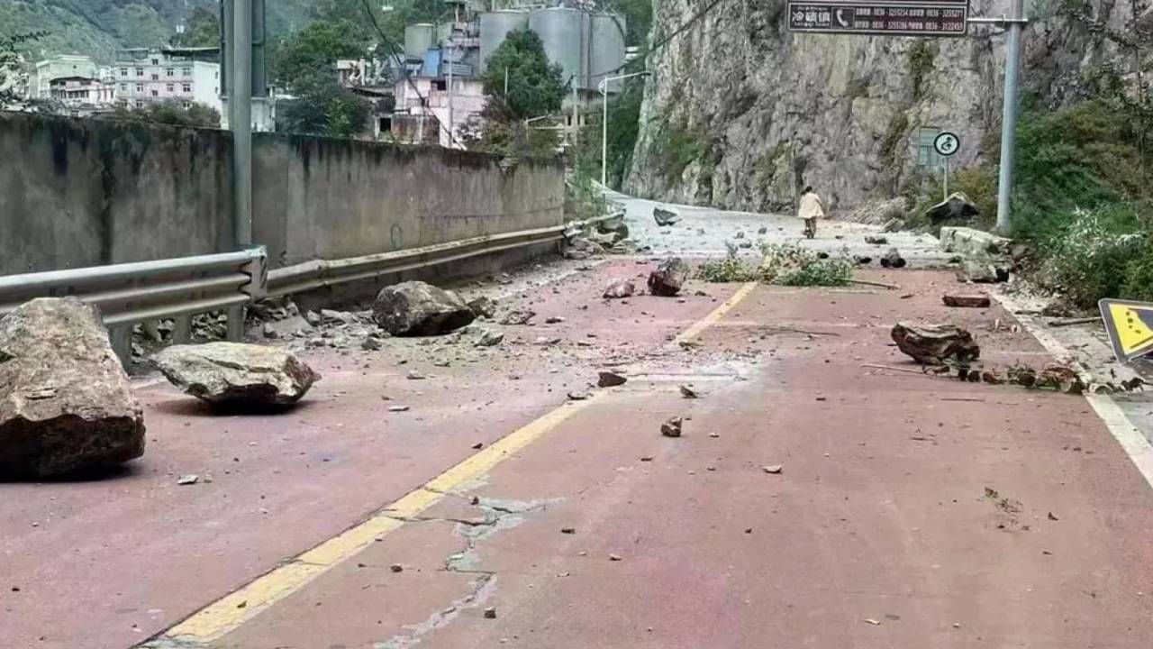 China Earthquake : चीनमध्ये भूकंप, अनेक इमारतींना जबरदस्त हादरे, 46 जणांचा मृत्यू! रेस्क्यू ऑपरेशन जारी