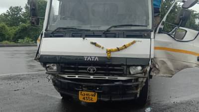 Palghar Accident : मुंबई अहमदाबाद मार्गावर पुन्हा सायरस मिस्त्रींच्या कारप्रमाणेच अपघात! टेम्पो डिव्हायडरला धडकून 1 जखमी