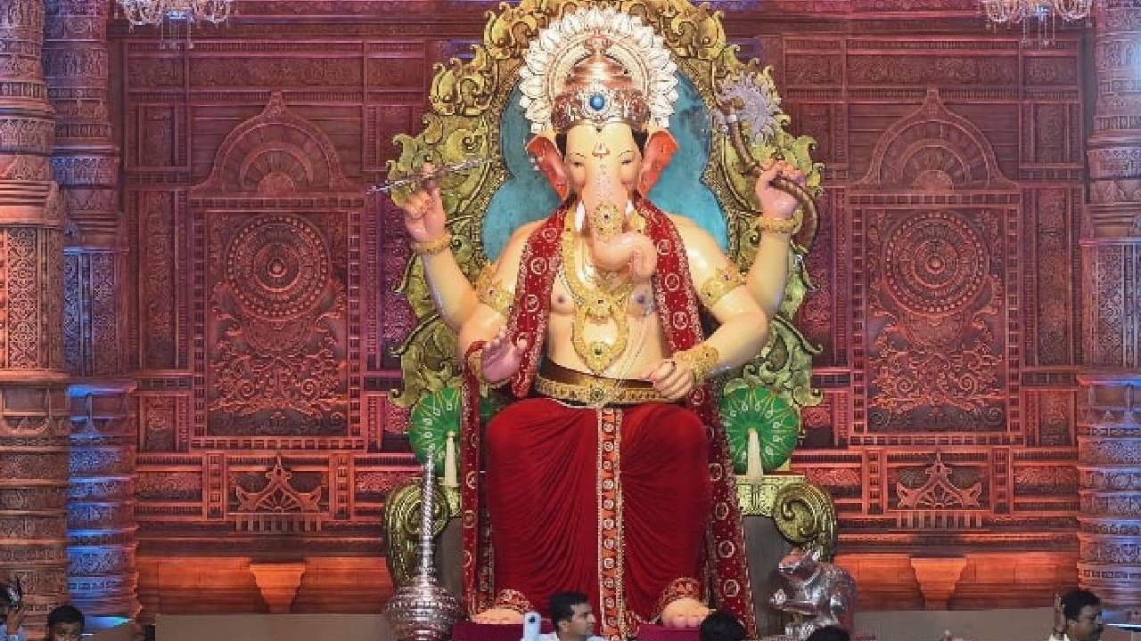 Lalbagcha Raja : लालबागच्या राजाच्या चरणस्पर्शाची रांग उद्या बंद होणार