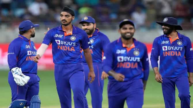 PAK विरुद्ध कॅच सोडल्यानंतर त्या रात्री अर्शदीपची काय स्थिती होती? वेदनादायी वास्तव आलं समोर
