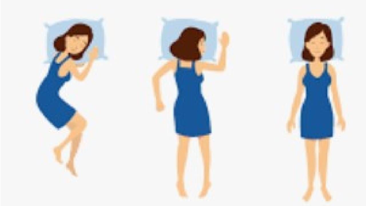 Sleeping Position: झोपण्याची ‘ही’ स्थिती आहे खूपच घातक; अशी चूक असू शकते तुमच्यासाठी खूप धोकादायक !