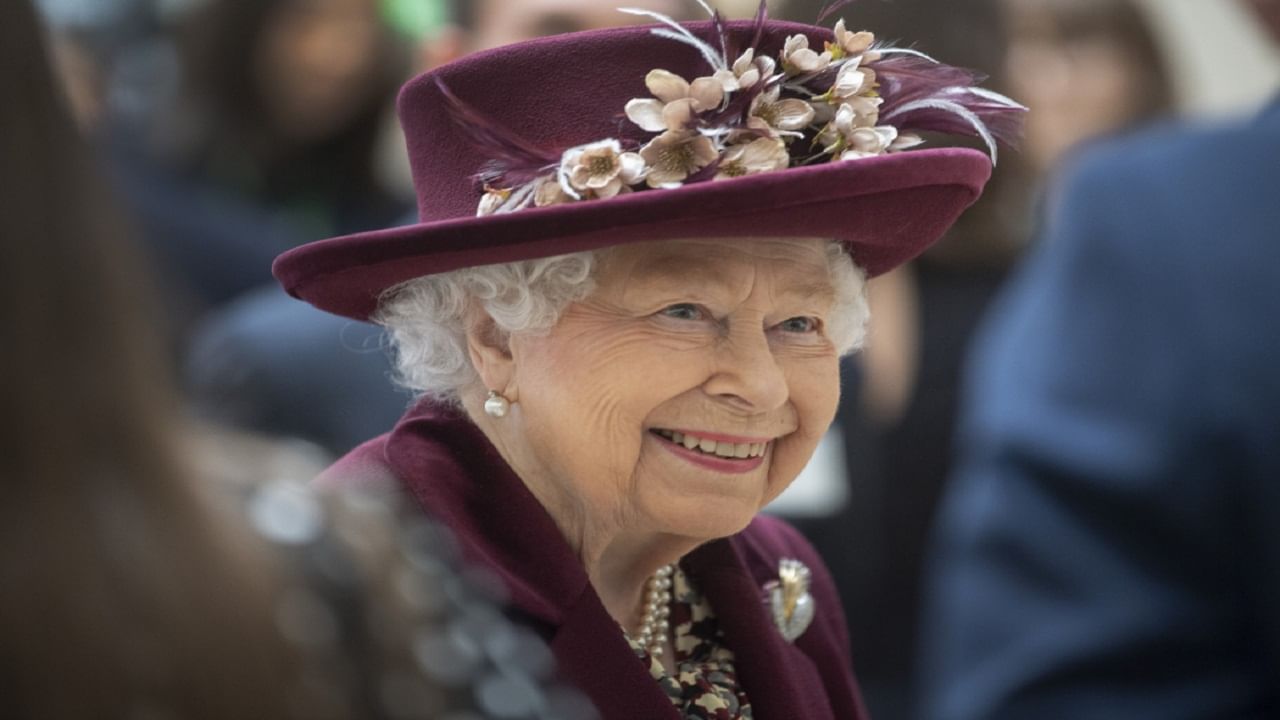Queen Elizabeth: इंग्लंडच्या महाराणी एलिझाबेथ यांचं निधन