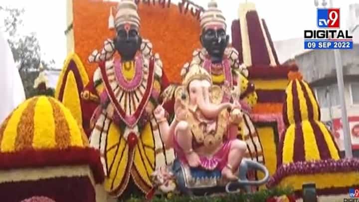पुण्यातील मानाचा तिसरा गणपती गुरुजी तालीम गणपतीच्या विसर्जन मिरवणुकीची तयारी पूर्ण पुण्यातील मानाचा तिसरा गणपती गुरुजी तालीम गणपतीच्या विसर्जन मिरवणुकीची तयारी पूर्ण