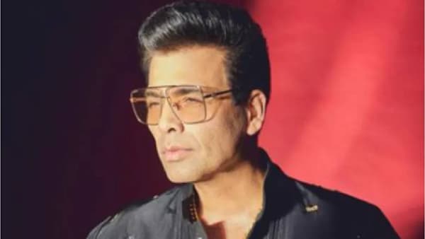 Karan Johar चित्रपटामध्ये कास्ट करण्याच्या अगोदर कलाकारांमध्ये या गोष्टी शोधतो, जाणून घ्या याबद्दल...