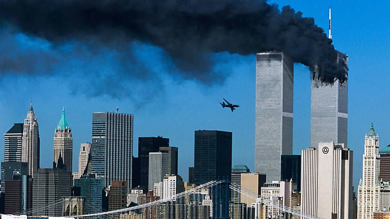 9/11 Attack: 9/11 हल्ल्याच्या 21 वर्षांनंतरही पीडित कुटुंब पाहतोय या गोष्टीची वाट