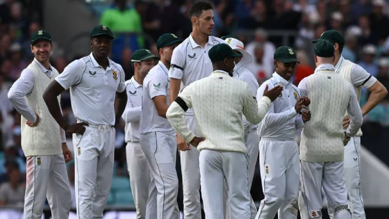 ENG vs SA टेस्टमध्ये गोलंदाजांचा धुमाकूळ, एकाच दिवसात तब्बल इतक्या विकेट