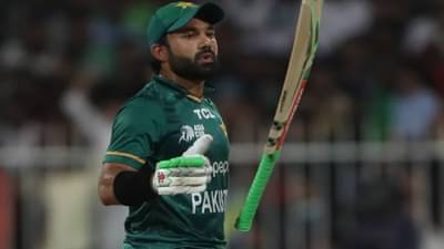 पाकिस्तानच्या Mohammad rizwan ने एका सुंदर मुलीच कसं मन मोडलं, ते VIDEO मध्ये पहा