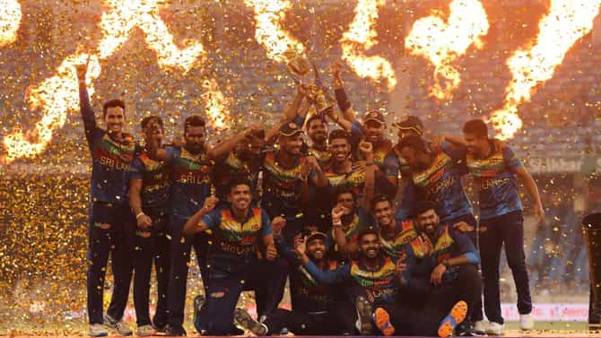 Asia Cup 2022 : आशिया चषक 2022 चे जेतेपद पटकावल्यानंतर श्रीलंका टीमवर पैशांचा पाऊस, मिळाले इतके कोटी