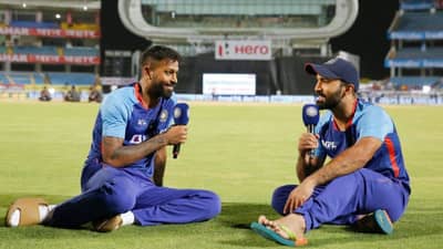 हार्दिक पांड्याचं मन जिंकणारं उत्तर, कार्तिकच्या ट्विटला केलं रिट्विट