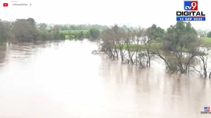 कोल्हापुरात सलग चौथ्या दिवशी पावसाचा जोर कायम, पंचगंगेच्या पाणी पातळीत वाढ कोल्हापुरात सलग चौथ्या दिवशी पावसाचा जोर कायम, पंचगंगेच्या पाणी पातळीत वाढ