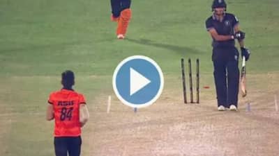 T20 WC साठी पाकिस्तानची टीम निवडण्याधी या गोलंदाजाची कमाल, थेट घेतली Hattrick