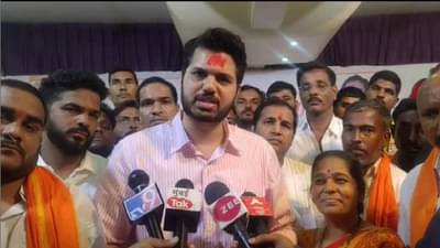 तरुणांनी उद्योगमंत्र्यांचा राजीनामा मागितला पाहिजे, युवासेना नेते वरुण देसाईंचं वक्तव्य