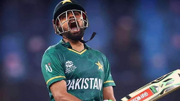Babar Azam : बाबर आझमचे झिम्बाब्वेचे चुकीचे स्पेलिंग लिहिलेले जुने ट्विट व्हायरल, पाहा काय लिहिलंय