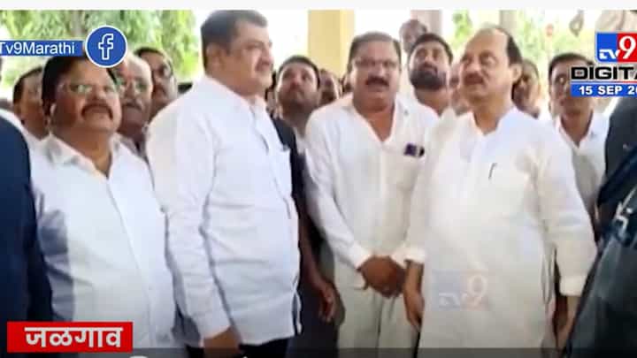 राष्ट्रवादीच्या पदाधिकाऱ्यांना अजित पवारांनी सुनावलं राष्ट्रवादीच्या पदाधिकाऱ्यांना अजित पवारांनी सुनावलं