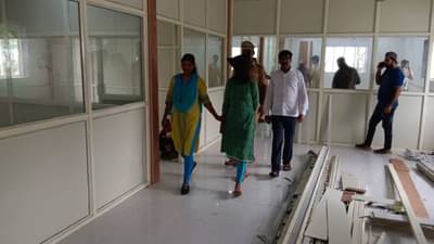 करणी काढून देते सांगत मालकाला लाखो रुपयांचा गंडा, ठग मोलकरणीला पोलिसांनी घातल्या बेड्या