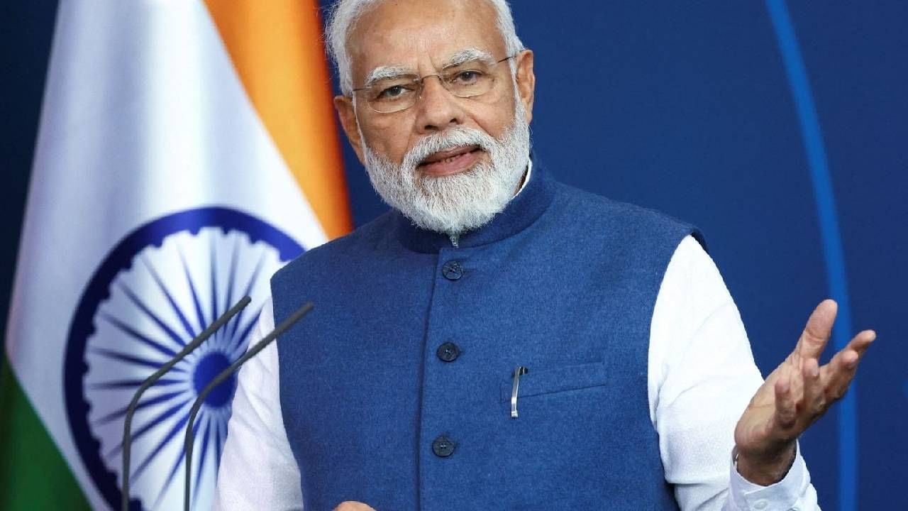 मोदींना मिळालेलं गिफ्ट तुम्हीही घेऊ शकता! कसं? इथे वाचा... 100 ते  5 लाखांपर्यंत किंमत!