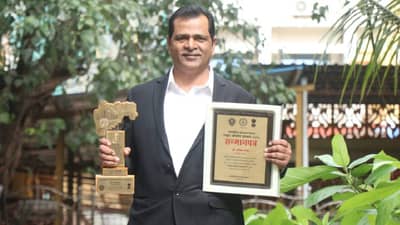 क्लिन रोड ड्राईव्हसाठी अनिल पवार यांचा सन्मान, उत्कृष्ट अभियंता पुरस्कार