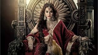 Mouni Roy Photoshoot | पिंक बिकिनीतील मौनी रॉयने शेअर केले बोल्ड फोटो…