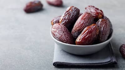Benefits of Dates: हृदय निरोगी ठेवते, मासिक पाळीच्या वेदनाही होतात कमी, खजूर खाण्याचे  हे  आहेत 5 फायदे !