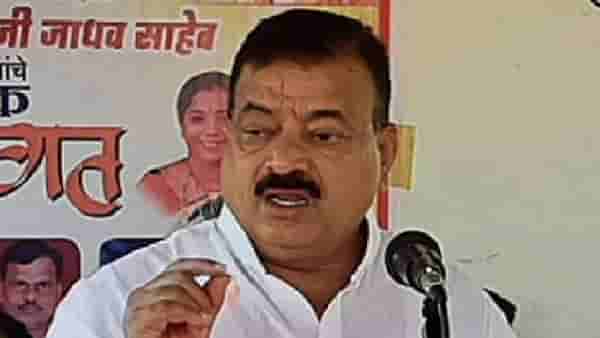 रामदास कदमांना वेड्याच्या हॉस्पिटलमध्ये दाखल करा; भास्कर जाधवांचा हल्लाबोल