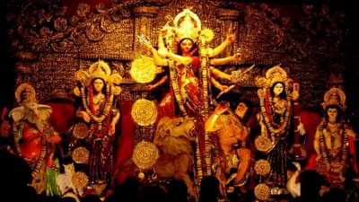 Navratri 2022: नवरात्रीच्या नऊ दिवसांत करा नवग्रह शांती पूजा, जाणून घ्या पूजेची पद्धत