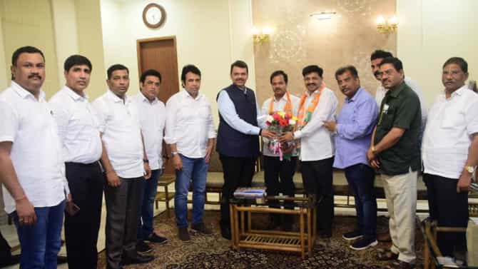 पालघरमध्ये भाजपचा शिवसेनेसह शिंदे गटालाही धक्का! फडणवीसांच्या उपस्थितीत पालघरच्या या 2 दिग्गज नेत्यांचा भाजपात प्रवेश