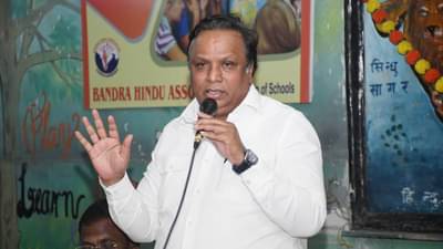 मुख्यमंत्री असताना निवडणुका का घेतल्या नाही?; तुमच्या हातात धनुष्यबाण तरी आहे का?; शेलारांचे उद्धव ठाकरेंना कळीचे दोन सवाल