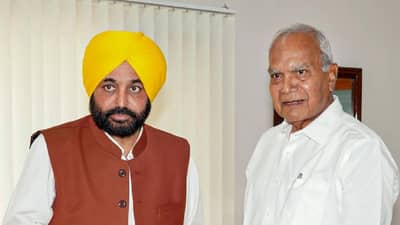 मान तो मान तू नहीं मेरा मेहमान.. राज्यपालांविरोधात या मुख्यमंत्र्यांनी ठोकला शड्डू