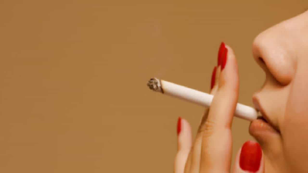 Smoking: धूम्रपानामुळे होऊ शकतात त्वचेचे हे गंभीर आजार !