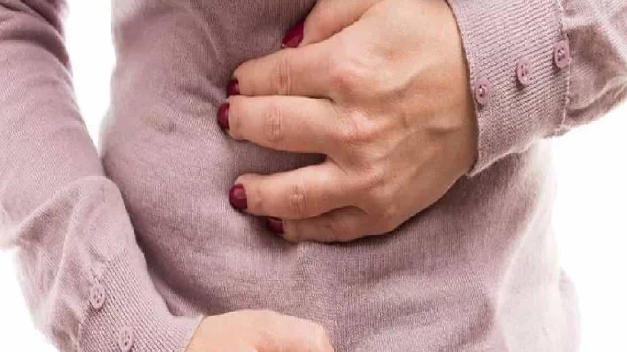 बद्धकोष्ठतेची समस्या जाणवतेय, मग आहारात करा या पदार्थांचा समावेश