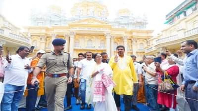 नवरात्रीपूर्वीच ममतांनी असं काय केलं? सोशल मीडियावर चौफेर टीका