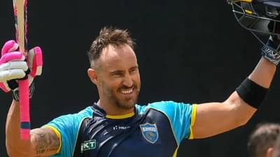 6 षटकार, 10 चौकार, धोनीच्या मित्राची तुफानी खेळी