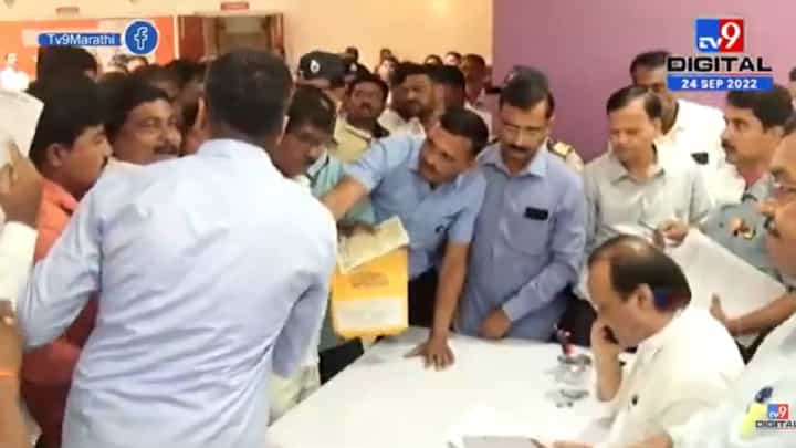 अजित पवार यांचा आज जनता दरबार, समस्या सांगण्यासाठी लोकांची गर्दी अजित पवार यांचा आज जनता दरबार, समस्या सांगण्यासाठी लोकांची गर्दी