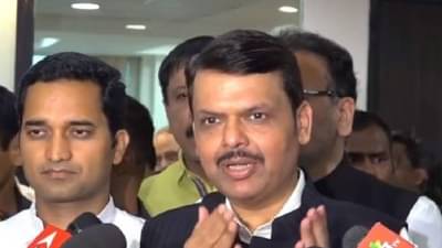 मी महाराष्ट्र सांभाळला सहा जिल्ह्यांचं काय घेऊन बसलात, देवेंद्र फडणवीस यांचा नाना पटोलेंना टोला