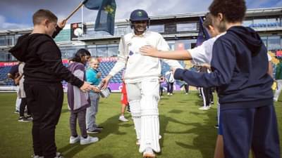 याला म्हणतात टॅलेंट, ताकत न लावताच shubman gill ने पाकिस्तानी बॉलरला मारला SIX, पहा VIDEO