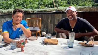 अरे जेवण कधी येणार... सचिन-लारा वैतागले, कारण जाणून घ्या...