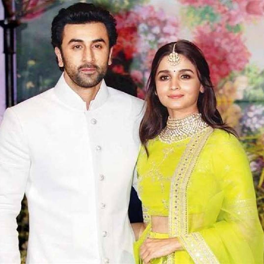 कतरिनासोबतच्या ब्रेकअपनंतर रणबीर आलिया भट्टसोबत तब्बल 5 वर्ष रिलेशनशिपमध्ये राहिला आणि त्यानंतर त्याने आलियासोबत लग्न करण्याचा निर्णय घेतला. 