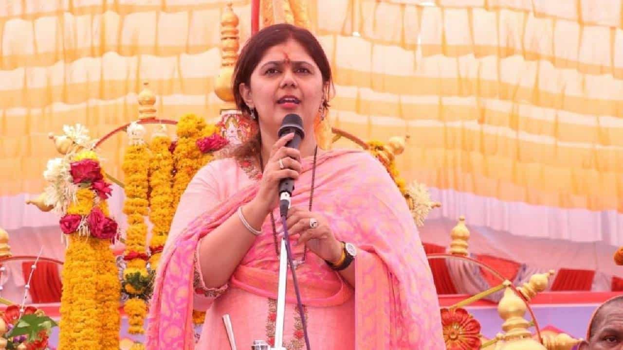 मोदींबाबतचं विधान व्हायरल झाल्यानंतर पंकजा मुंडेंचं स्पष्टीकरण, म्हणाल्या...