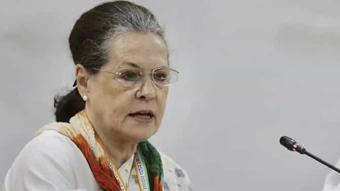 Congress : गहलोत, शशी थरुर सोडा आता अध्यक्षपदाच्या शर्यतीमध्ये हे नाव आहे चर्चेत..!