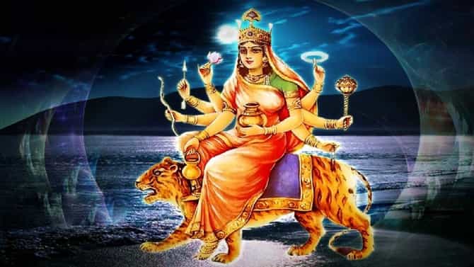 Navratri 2022: नवरात्रीच्या चौथ्या दिवशी केलेल्या या उपायांनी होईल आर्थिक तंगी दूर