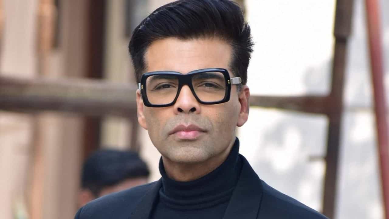 करण जोहर याला ट्रोलर्सचा धसका, चित्रपट रिलीजवर घेतला अत्यंत मोठा निर्णय