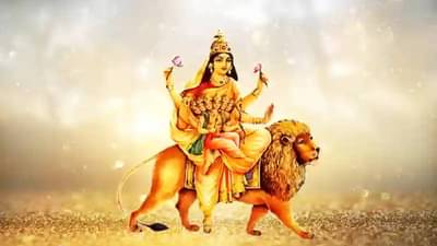 Navratri 2022: नवरात्रीच्या पाचव्या दिवशी करा स्कंदमातेची पूजा, अपत्य प्राप्तीसाठी करा हे उपाय