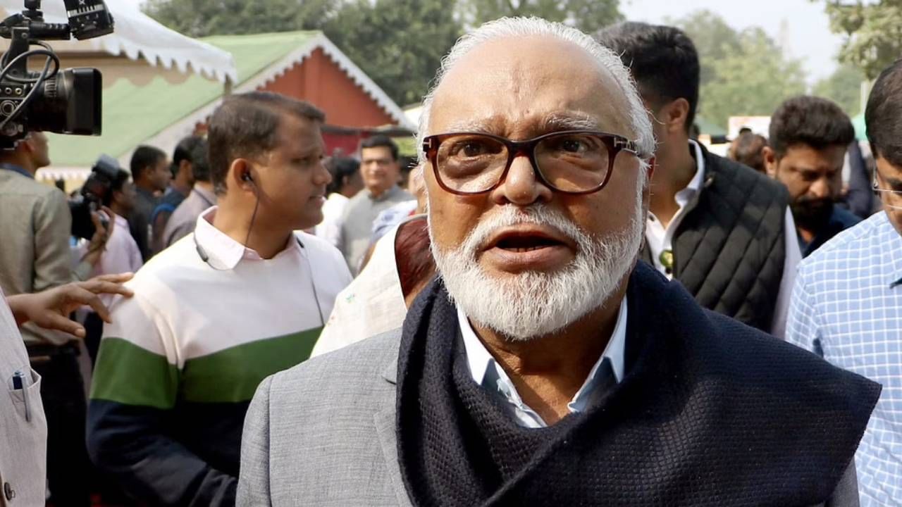 छगन भुजबळ अडचणीत! चेंबुर पोलीस ठाण्यात भुजबळांविरोधात का दाखल झाला गुन्हा? छगन भुजबळ अडचणीत! चेंबुर पोलीस ठाण्यात भुजबळांविरोधात का दाखल झाला गुन्हा?