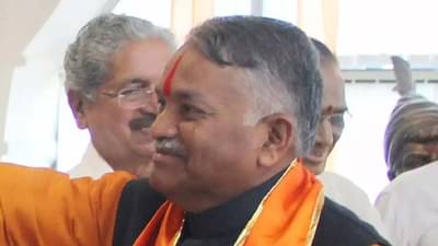 50 च्या 50 पडतील, हा शाप आहे, नाही तर मी हिमालयात जाईन... नवरात्रोत्सवात कुणाचं वक्तव्य?