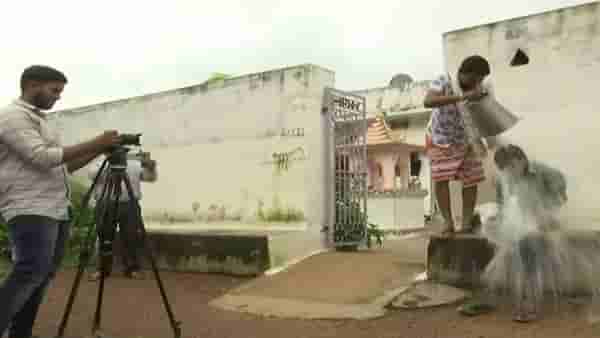 भारतातल्या या खेडे गावात प्रत्येकाला जडलाय युटूबर होण्याचा नाद, YouTube चॅनल आहे मुख्य रोजगाराचे साधन!